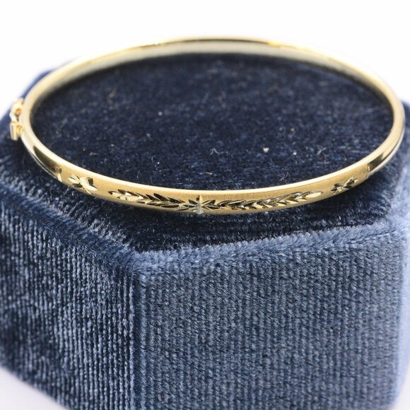 10K Baby Bangle - Picture 8 of 13